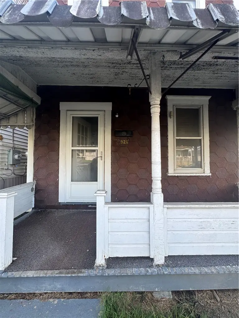 920 Fayette St, Washington, PA 15301 - #2