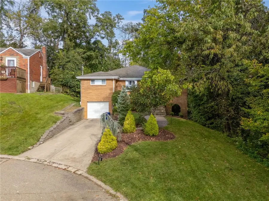 1808 Woodcove Pl, Pittsburgh, PA 15216 - #3