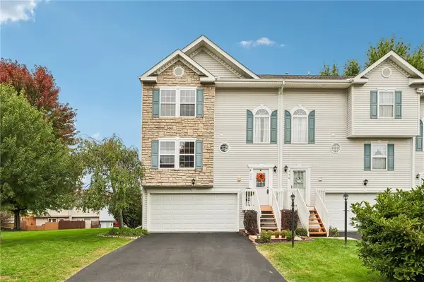 556 Ten Point Ln, Cranberry Twp, PA 16066