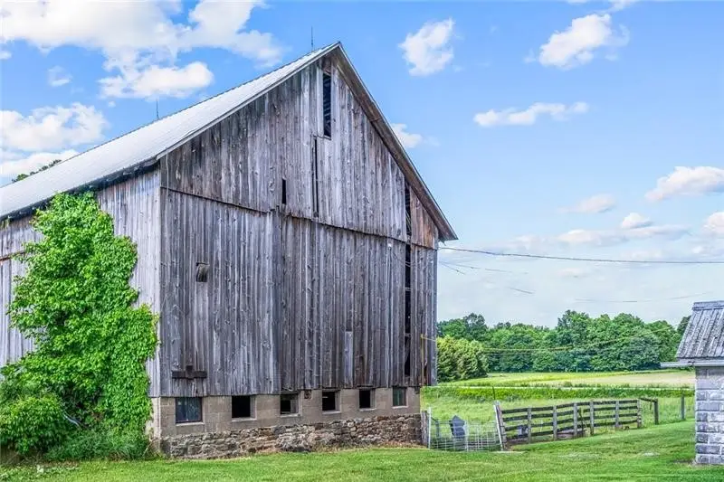 3205 Eastbrook Volant Rd, Volant, PA 16156 - #3