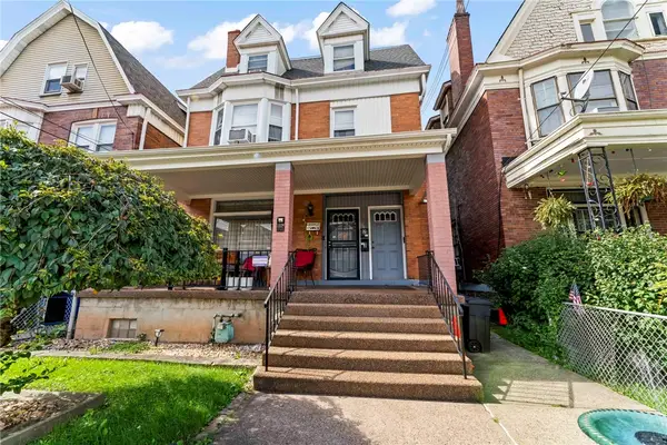 1129 N Saint Clair Street, Pittsburgh, PA 15206