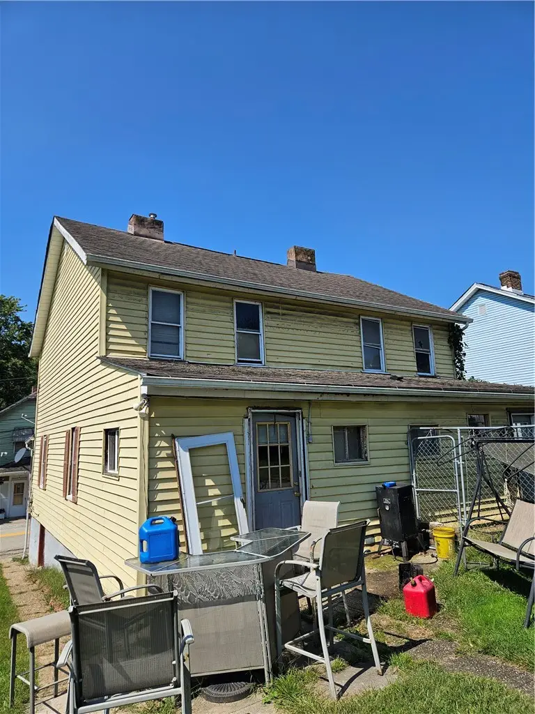 2146 Keystone Ave, Greensburg, PA 15601 - #3