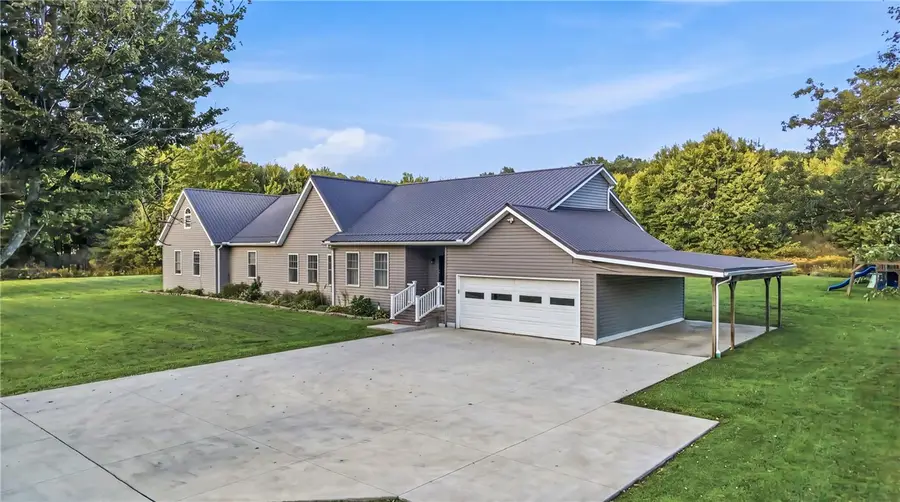 77 Coal Bank Rd, Greenville, PA 16125 - #2