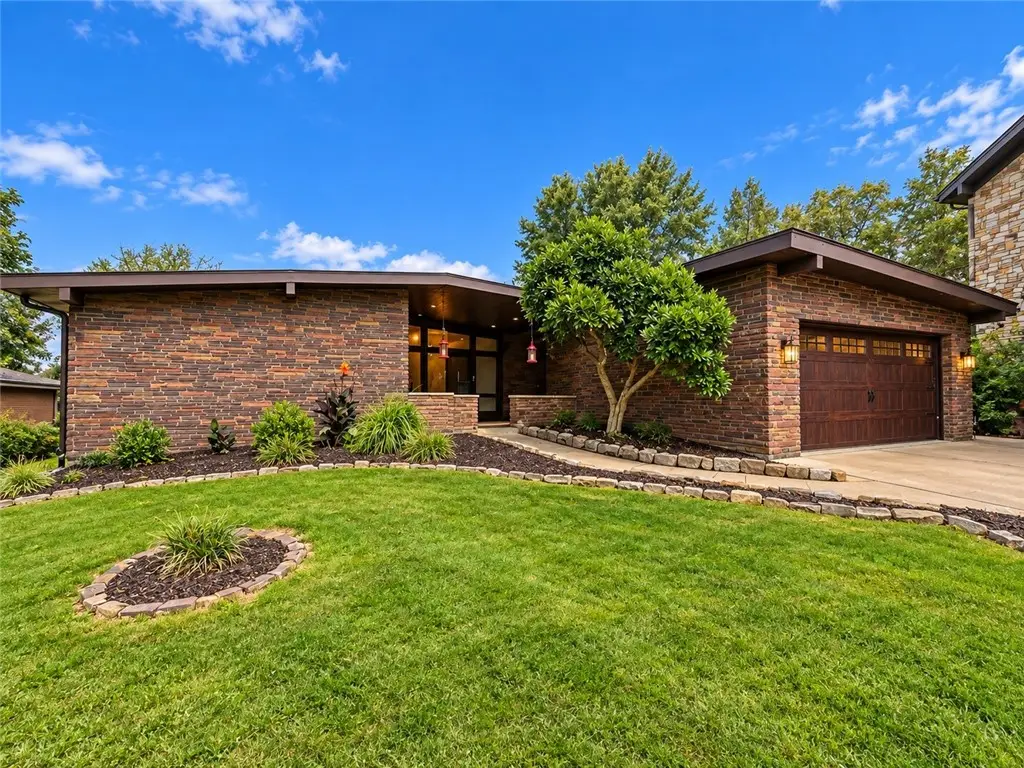 500 Herbst Manor Road, Coraopolis, PA 15108 - #1