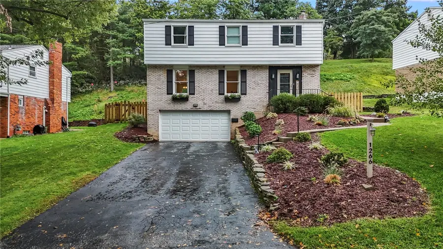 1266 Delfield Dr, Bethel Park, PA 15102 - #3