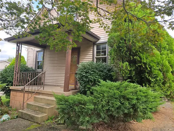 114 & 114-1/2 Wylie Ave, Strabane, PA 15363