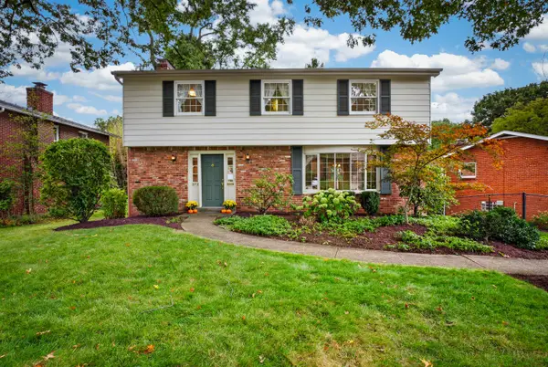 372 Cavan Dr, Pittsburgh, PA 15236