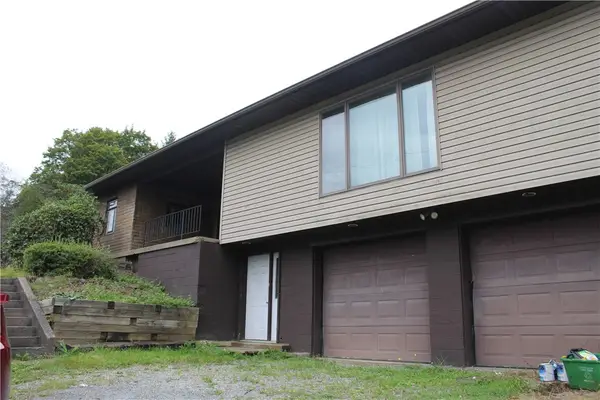 104 Younkins Dr, Sarver, PA 16055