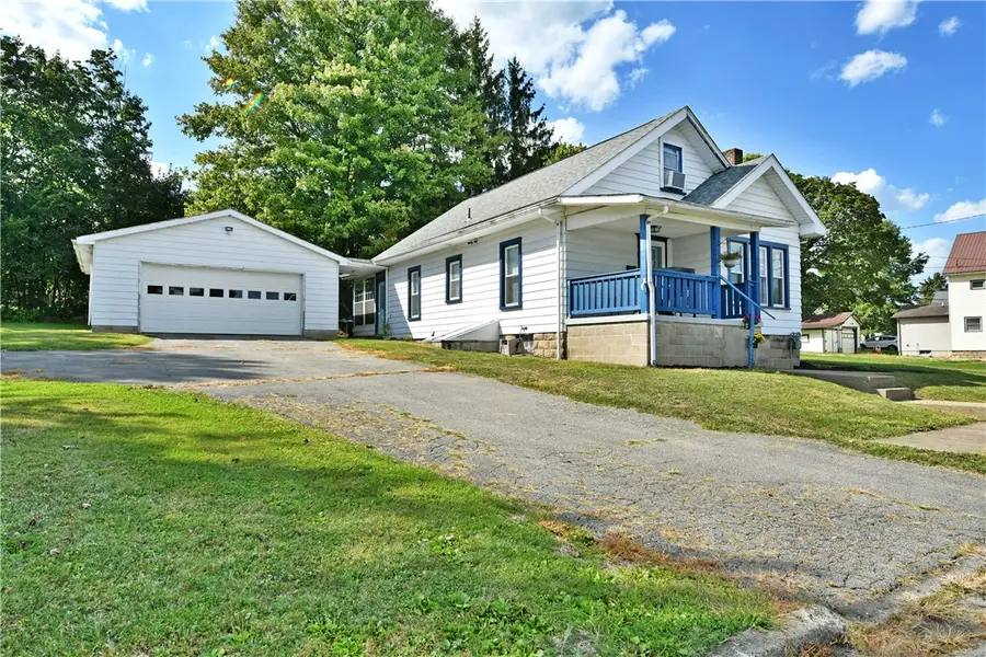 27 Morgan St, Greenville, PA 16125 - #2