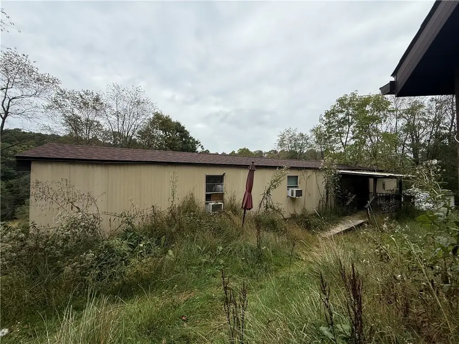 189 Shuster Hollow Rd, Leechburg, PA 15656 - #3