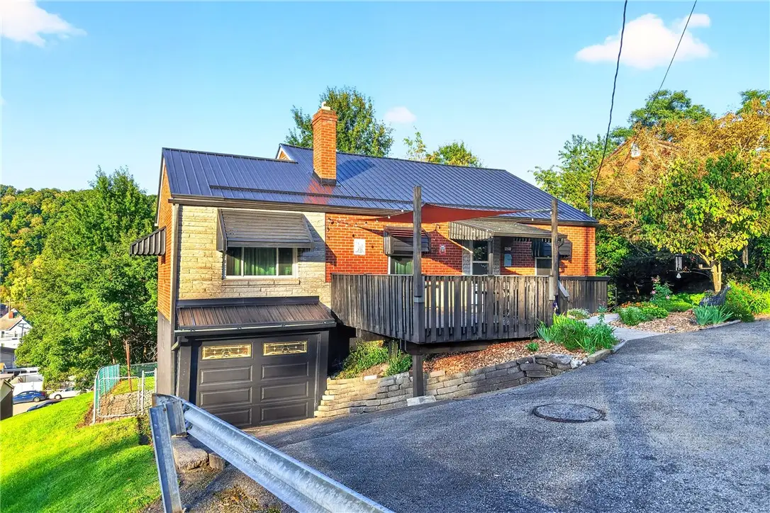 521 High St, Monongahela, PA 15063 - #1