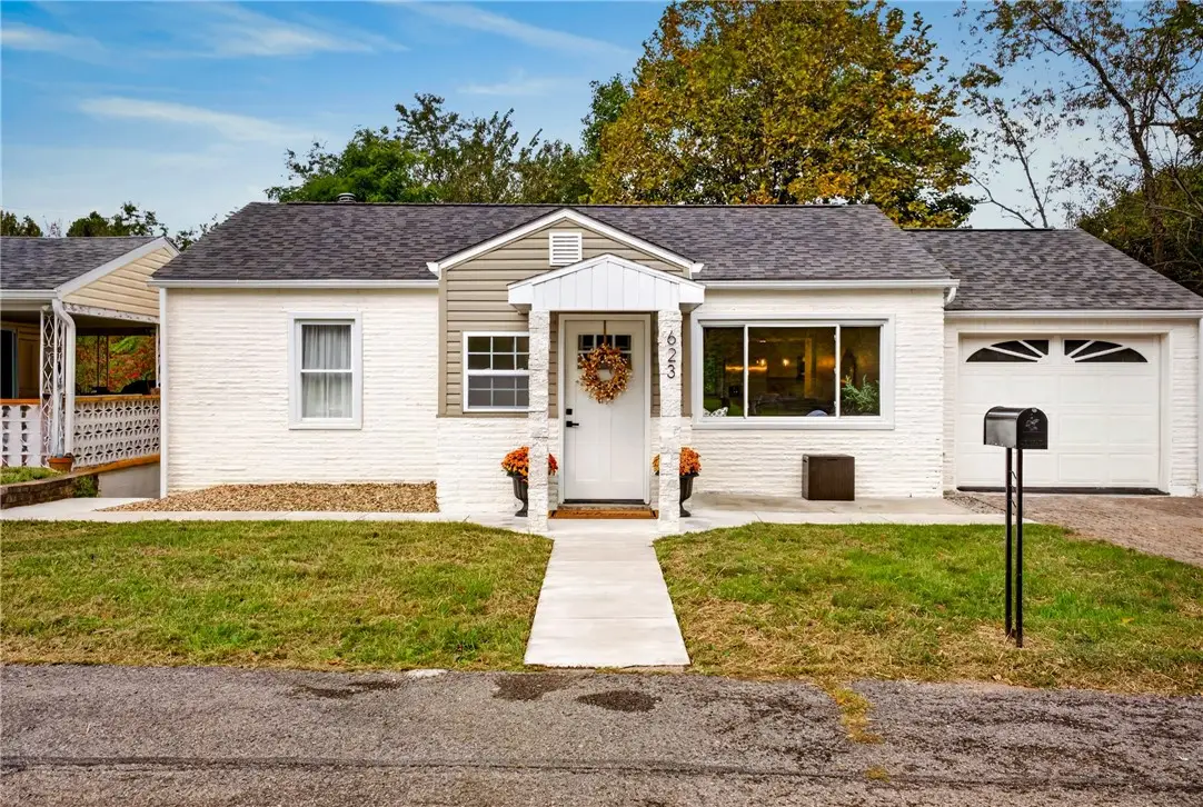 623 Hall Ave, Aliquippa, PA 15001 - #1
