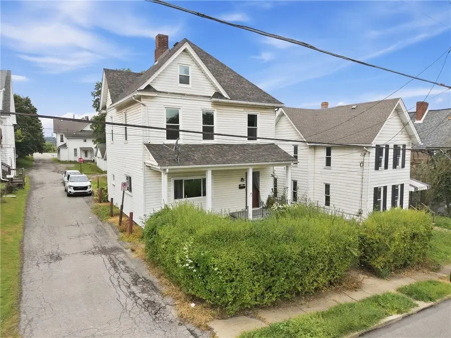 212 Fairview Ave, Butler, PA 16001 - #2