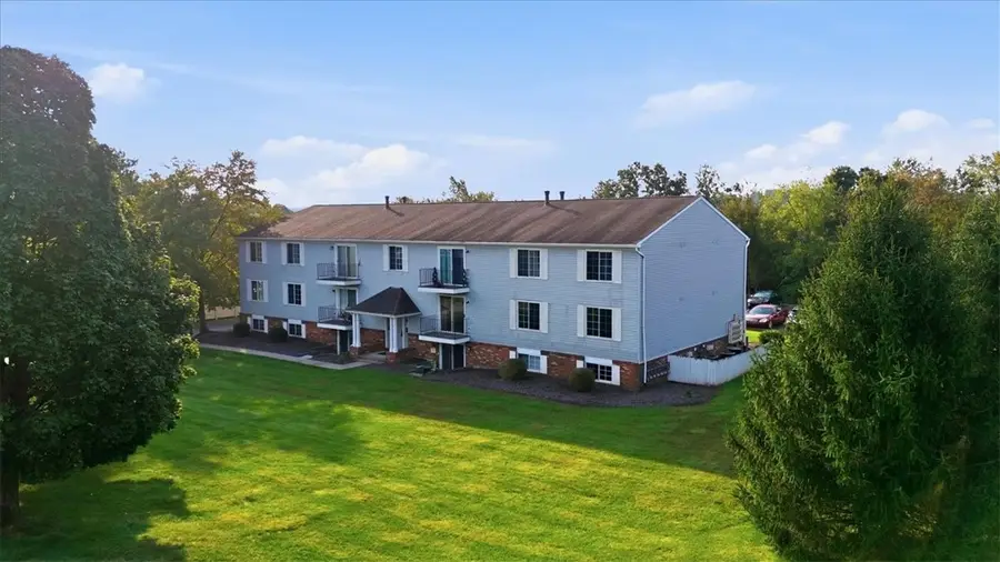 1632 Jefferson Ridge Dr, Clairton, PA 15025 - #2