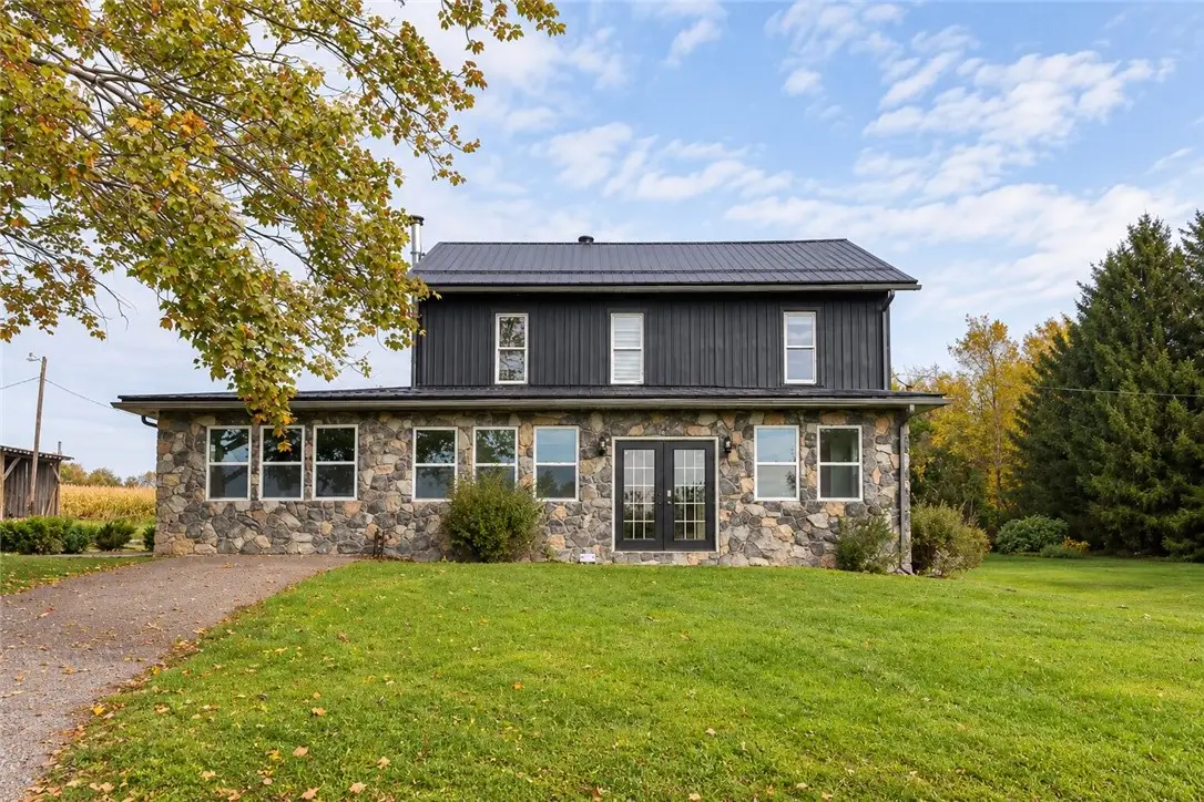 203 Clark Rd, Jackson Center, PA 16133 - #1