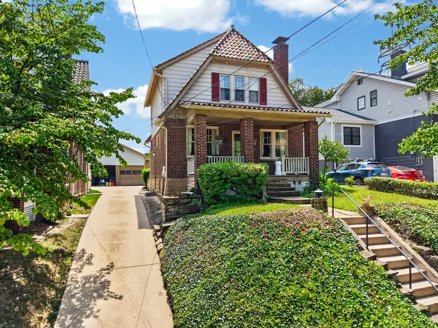 246 Hazel Drive, Pittsburgh, PA 15228 - #2
