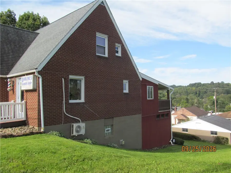 1522 Broad Street, Greensburg, PA 15601 - #2