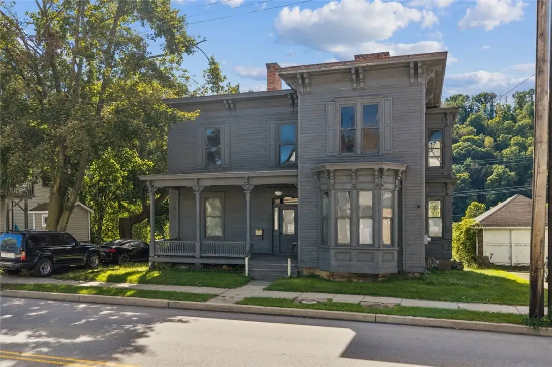 1324 3rd Ave, New Brighton, PA 15066 - #1