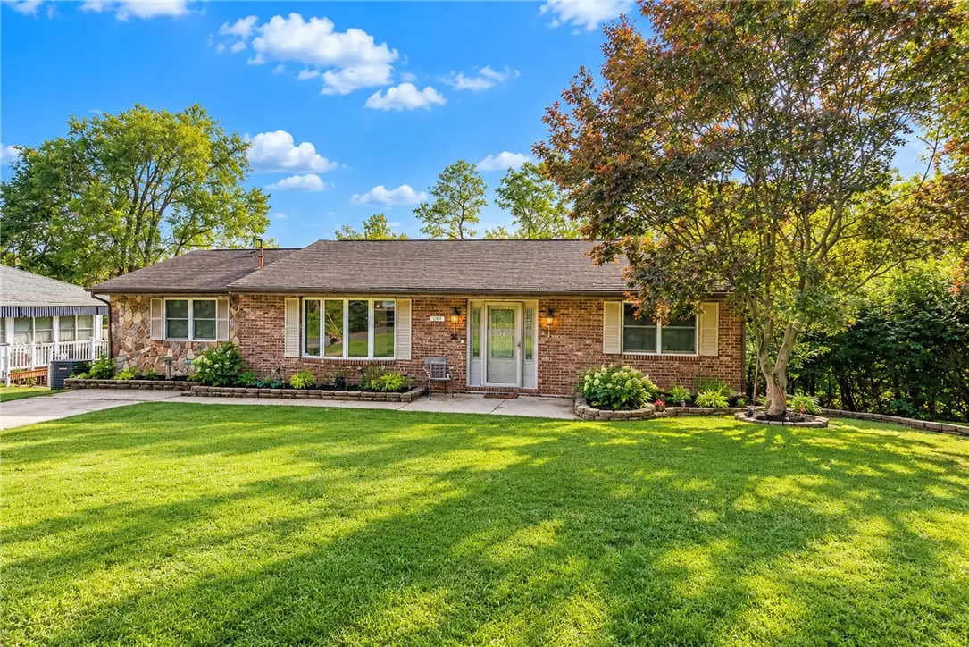 804 Maryland Ave, Midland, PA 15059 - #1