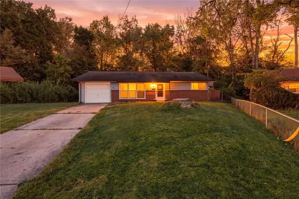 809 Hackberry Dr, Monroeville, PA 15146