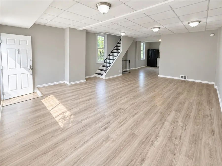 5221 Schenley Avenue, Pittsburgh, PA 15224 - #3
