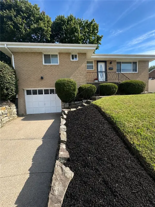 1502 Whitewood Dr, Pittsburgh, PA 15220