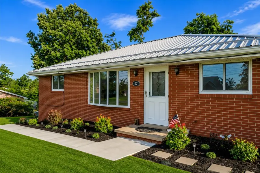 27 Washington Ave, Hickory, PA 15340 - #2