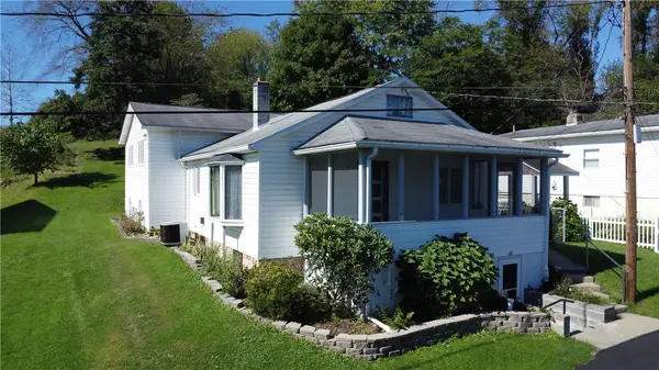 13 Dearth Ln, Uniontown, PA 15401