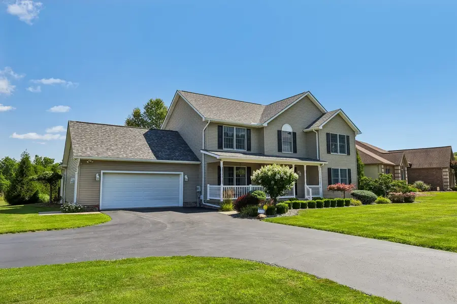 2417 Muzzy Dr., New Castle, PA 16101 - #2