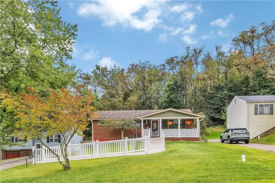 725 Bilberry Rd, Monroeville, PA 15146 - #2