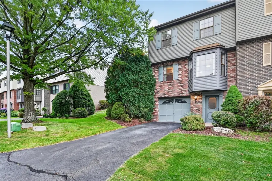7440 Lighthouse Pt, Pittsburgh, PA 15221 - #2