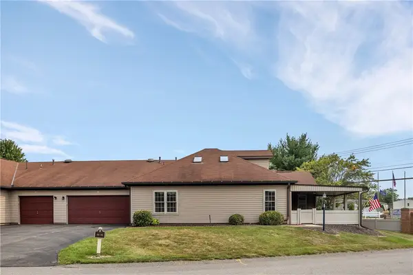 11 Ashford Dr, Cranberry Twp, PA 16066