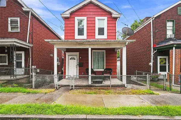 861 Railroad St, Mc Kees Rocks, PA 15136
