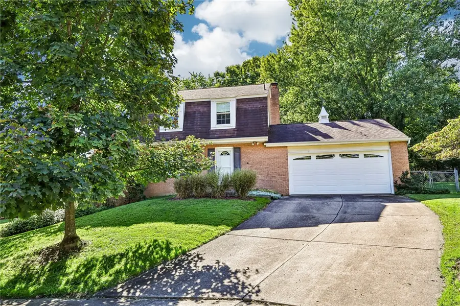 134 Peridot Dr, Verona, PA 15147 - #2