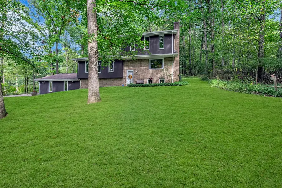 187 Dehaven Rd, Beaver Falls, PA 15010 - #2