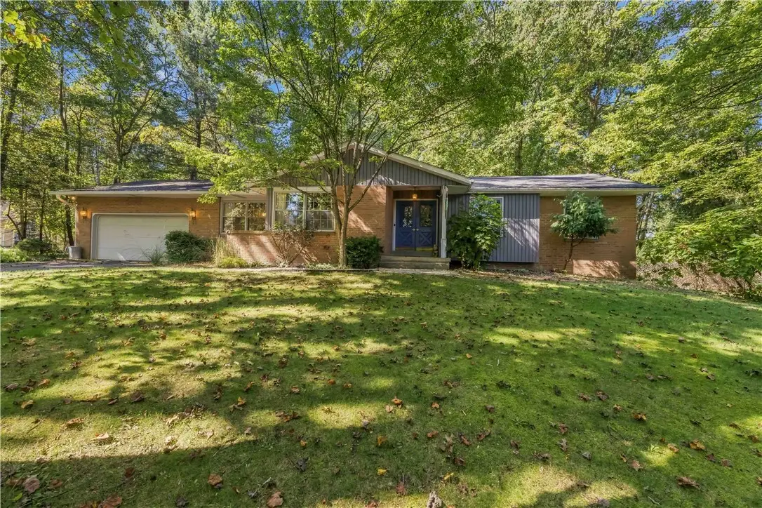 1405 Rolling Acres Road, Latrobe, PA 15650 - #1