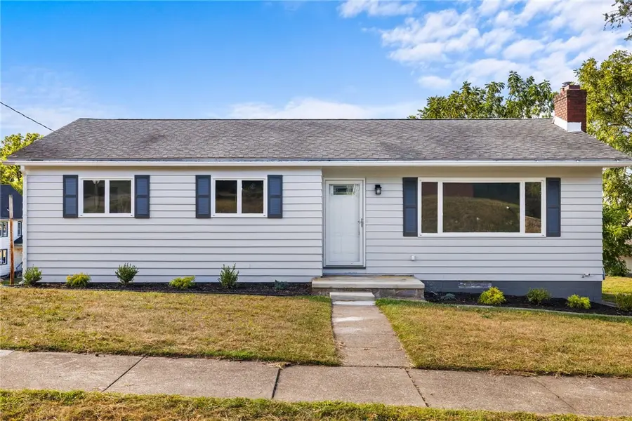 126 E Edison Avenue, New Castle, PA 16101 - #2