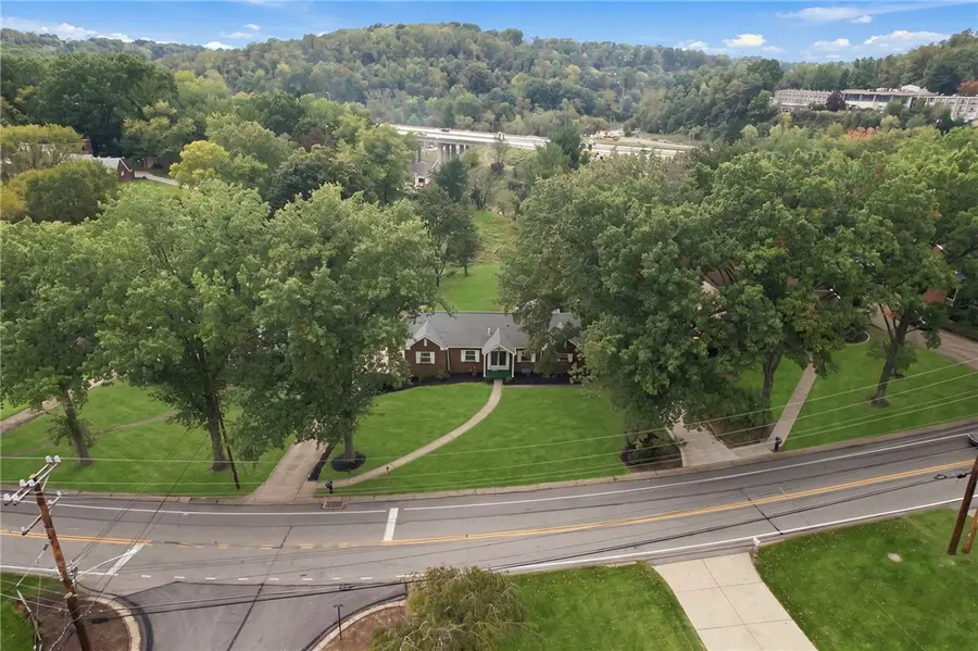 3601 Mccrady Rd, Pittsburgh, PA 15235 - #2