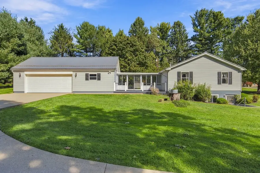 203 N Woodlawn Road, Butler, PA 16001 - #2