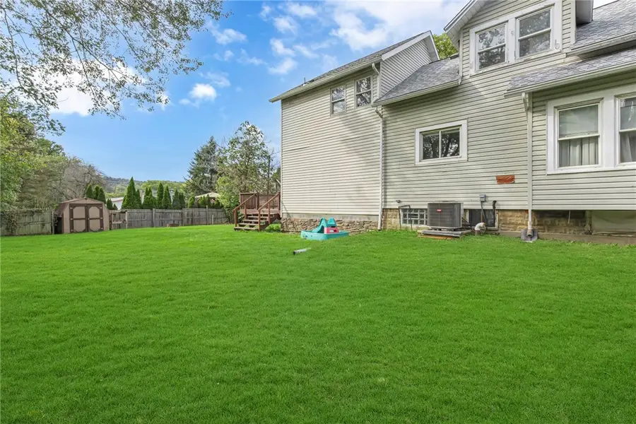 808 Harmony Fisher Ave, Ellwood City, PA 16117 - #3