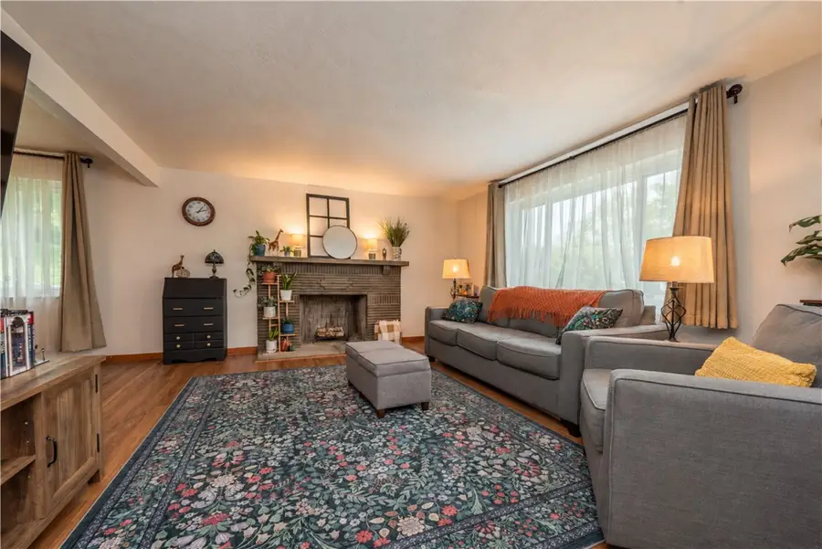 2256 Lutz Ave, Pittsburgh, PA 15210 - #2