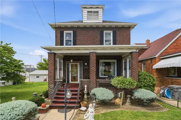 38 Franklin, Ellwood City, PA 16117