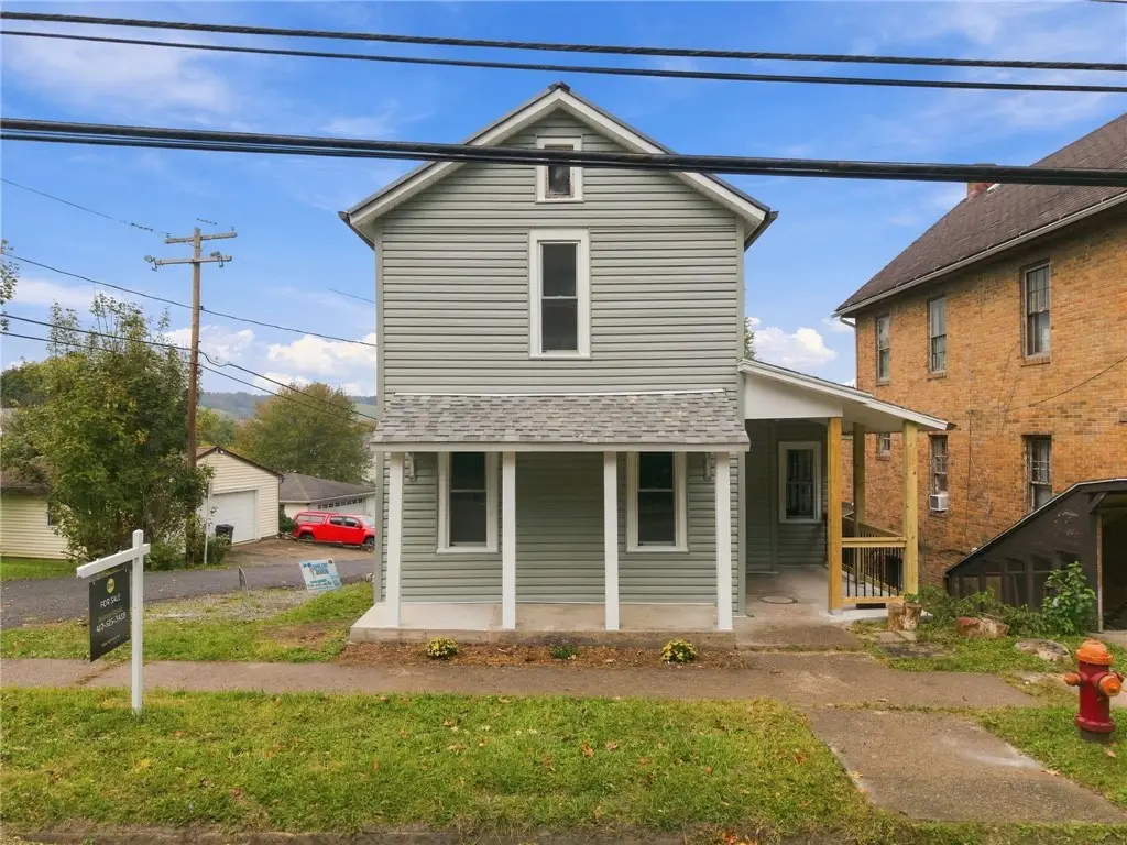 413 N Market St, Ligonier, PA 15658 - #1