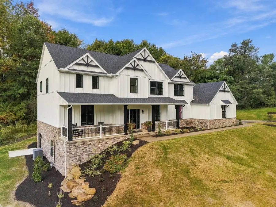 105 Old Indian Trail Rd, Pittsburgh, PA 15238 - #2
