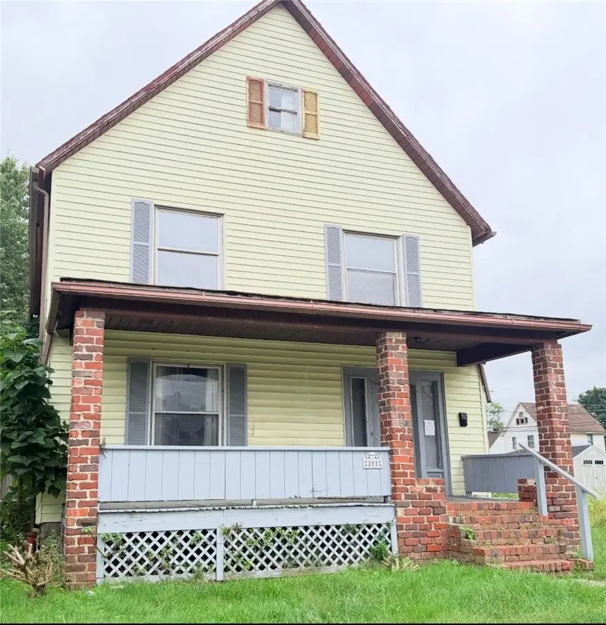 211 Cedar Ave, Sharon, PA 16146 - #2