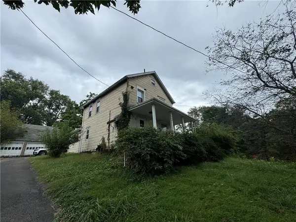 109 Mercer Avenue, Wheatland, PA 16161