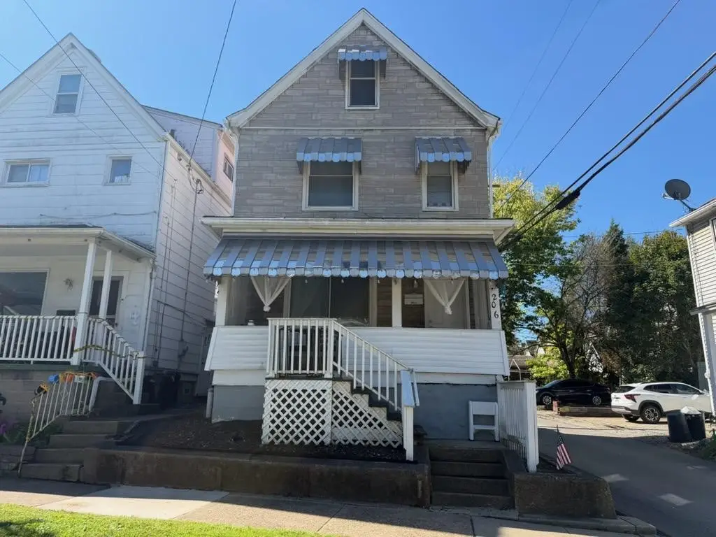 206 Sherman Ave, Vandergrift, PA 15690 - #1