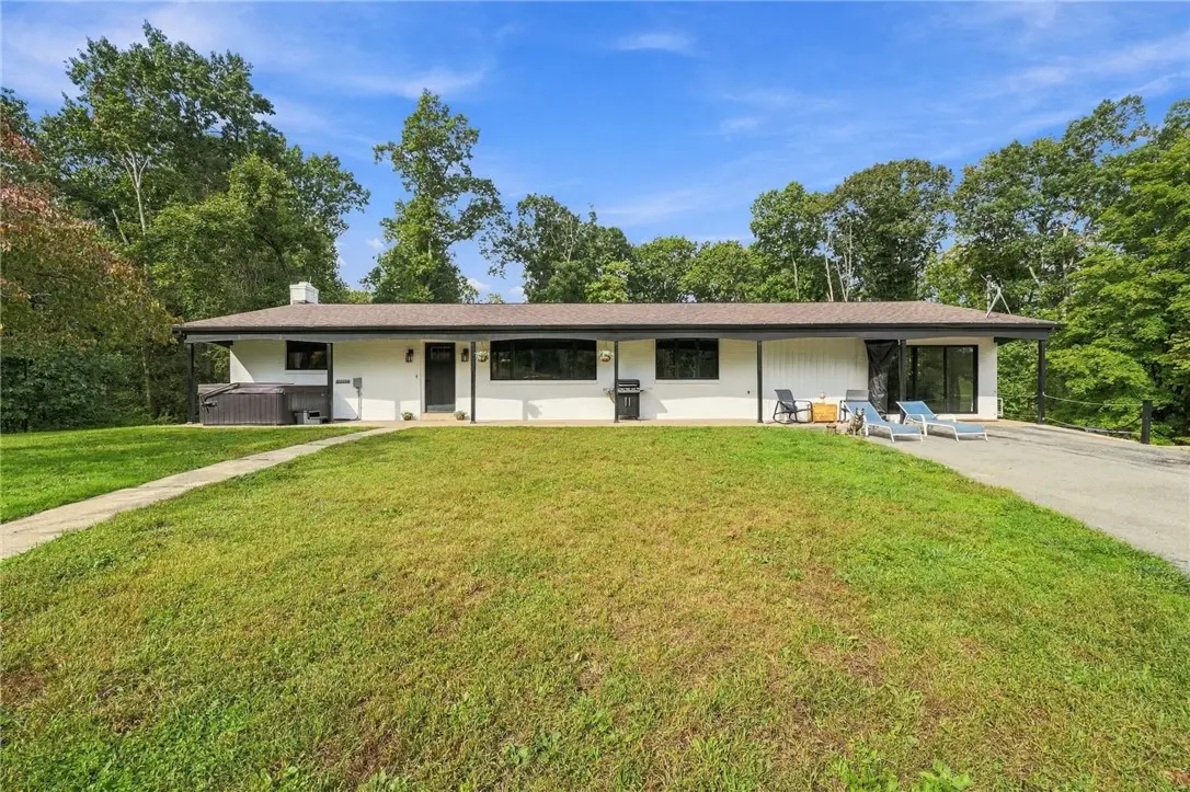 343 Walker Rd, Apollo, PA 15613 - #1