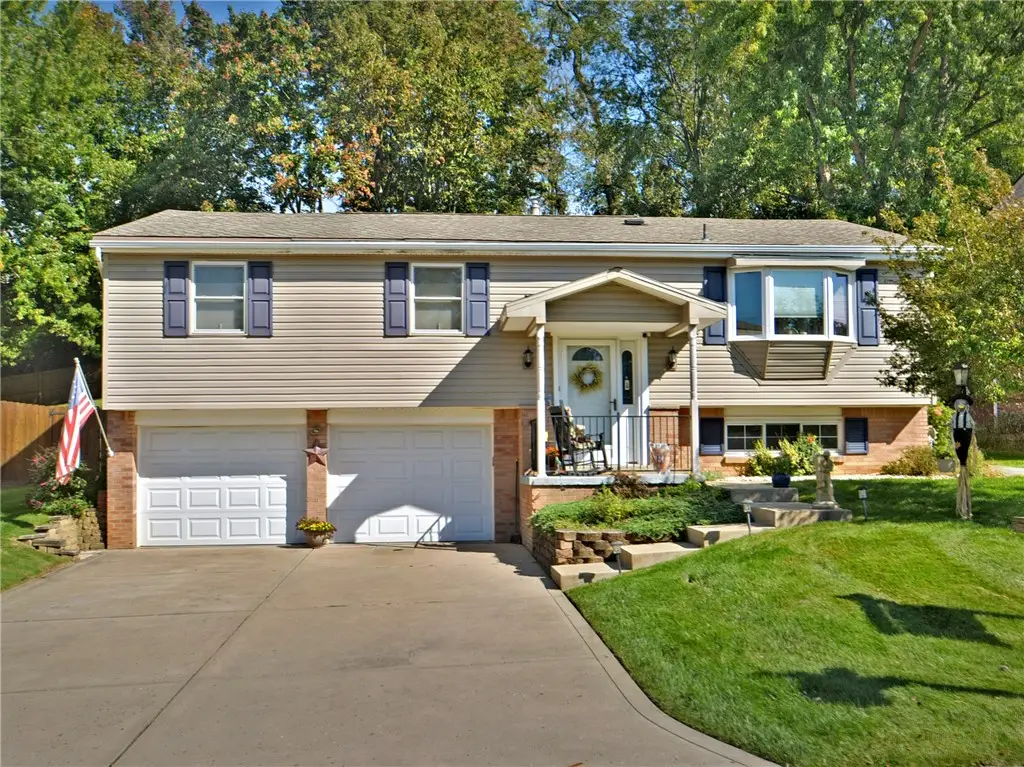 349 Oak Rd, Pittsburgh, PA 15239 - #1