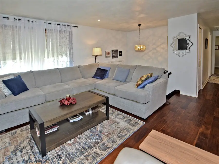 349 Oak Rd, Pittsburgh, PA 15239 - #3